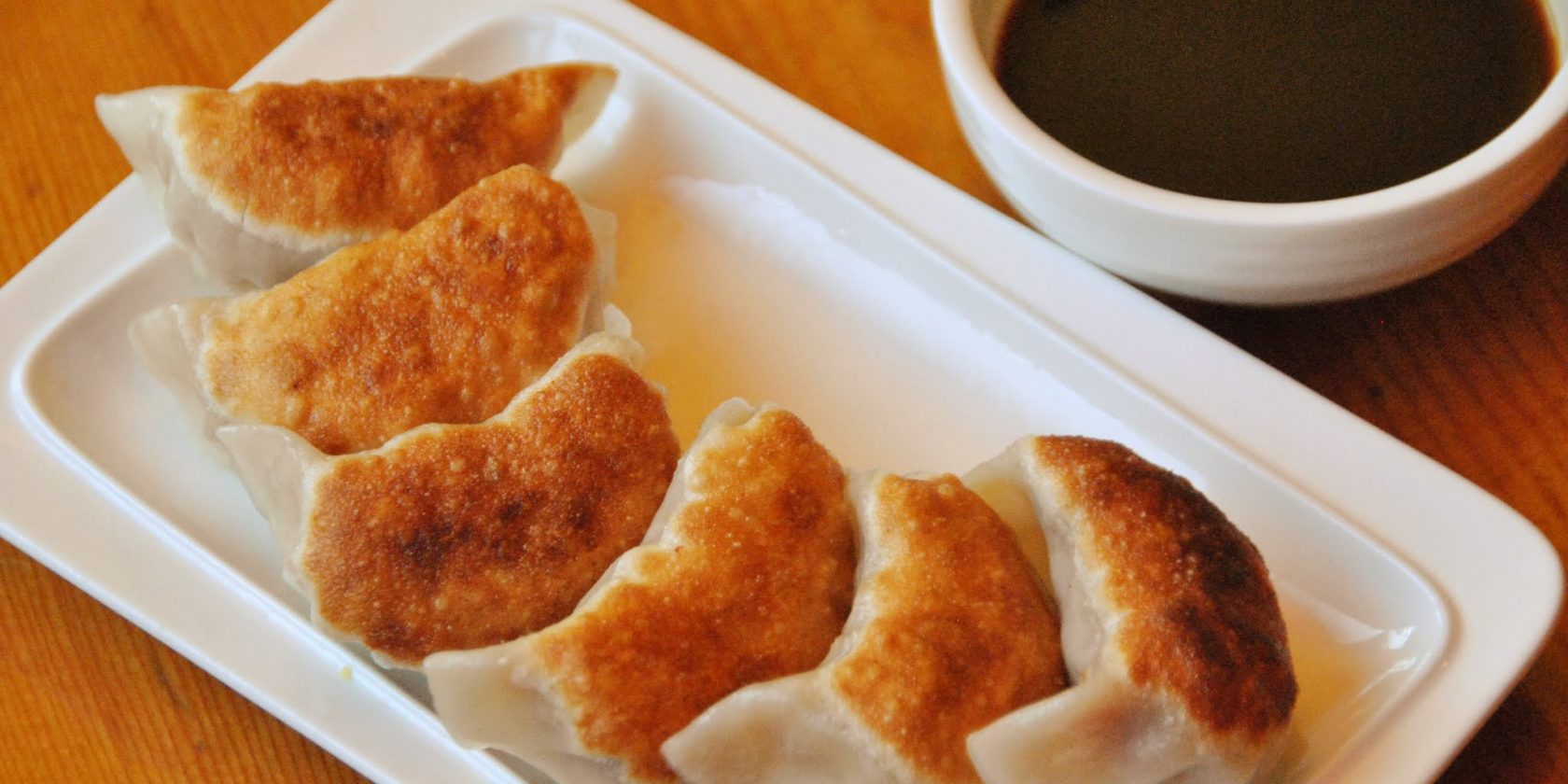 A23. 猪肉锅塌 	Pork Dumplings