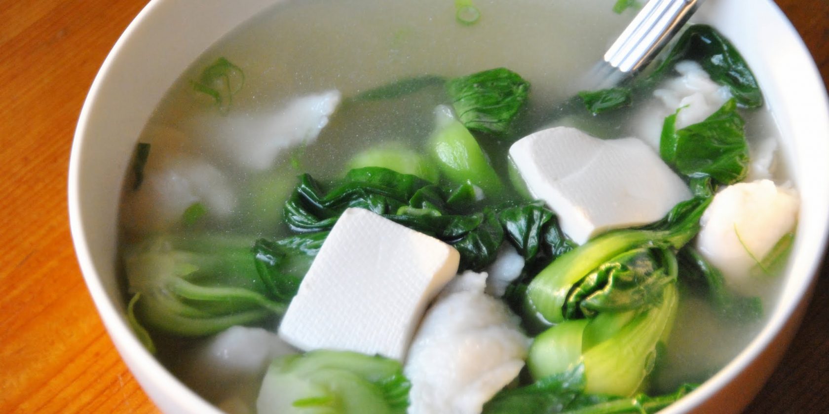 S3. 白玉鱼片汤	 	Fish Tofu Soup